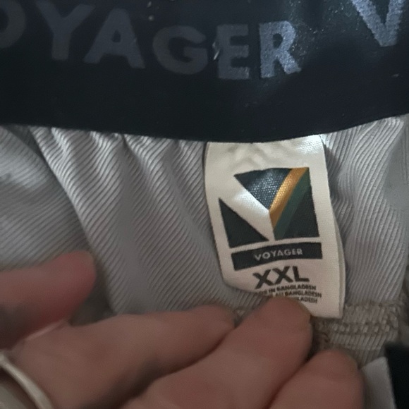 VOYAGER MEN’S SHORTS - Picture 3 of 4